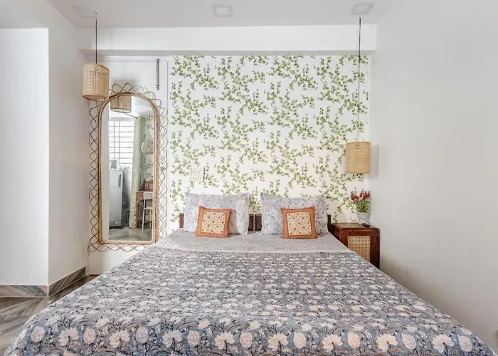 1Rk In Ganga Apts, Vasant Kunj